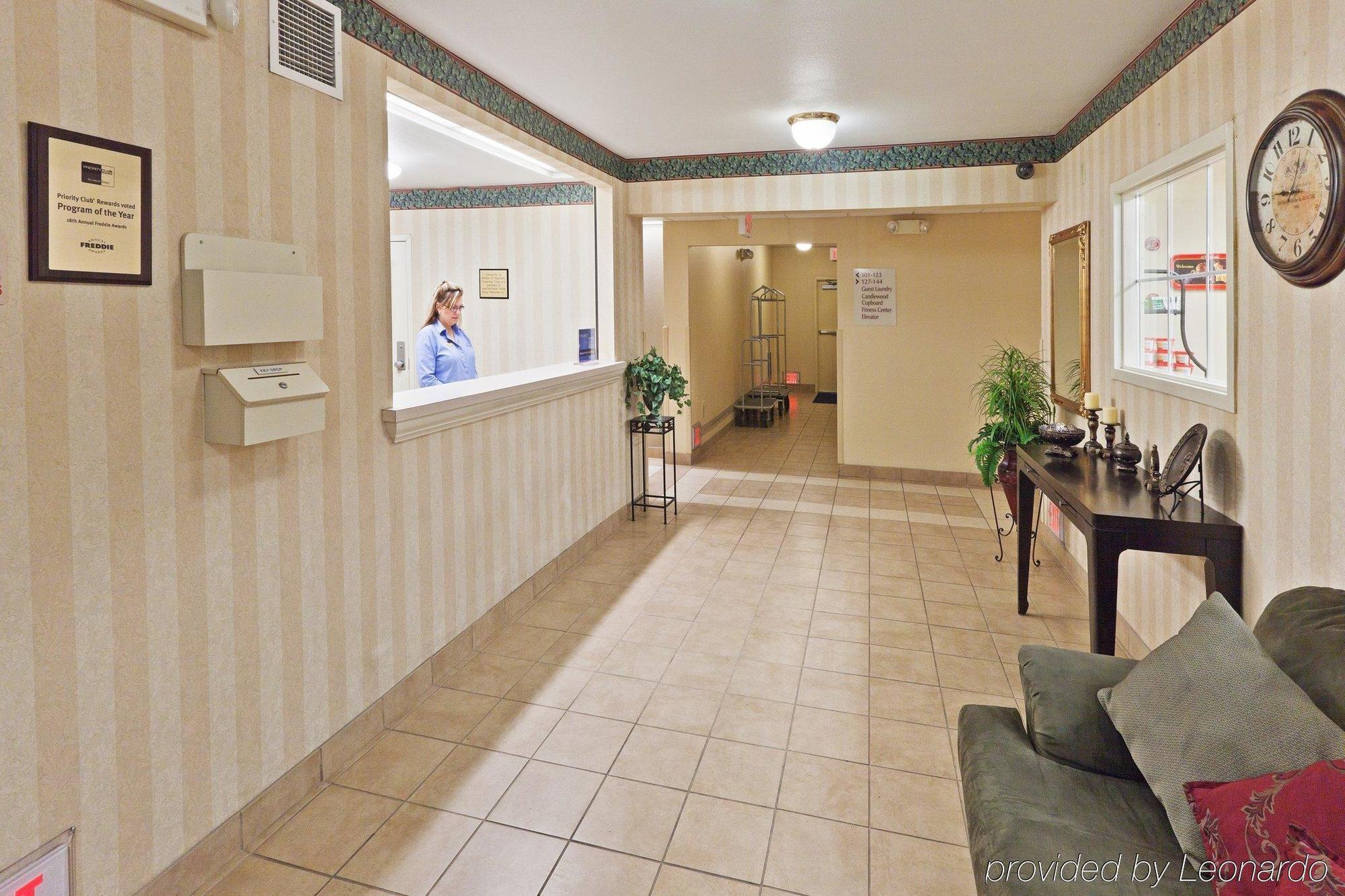 Sonesta Simply Suites Oklahoma City Airport Dalaman gambar