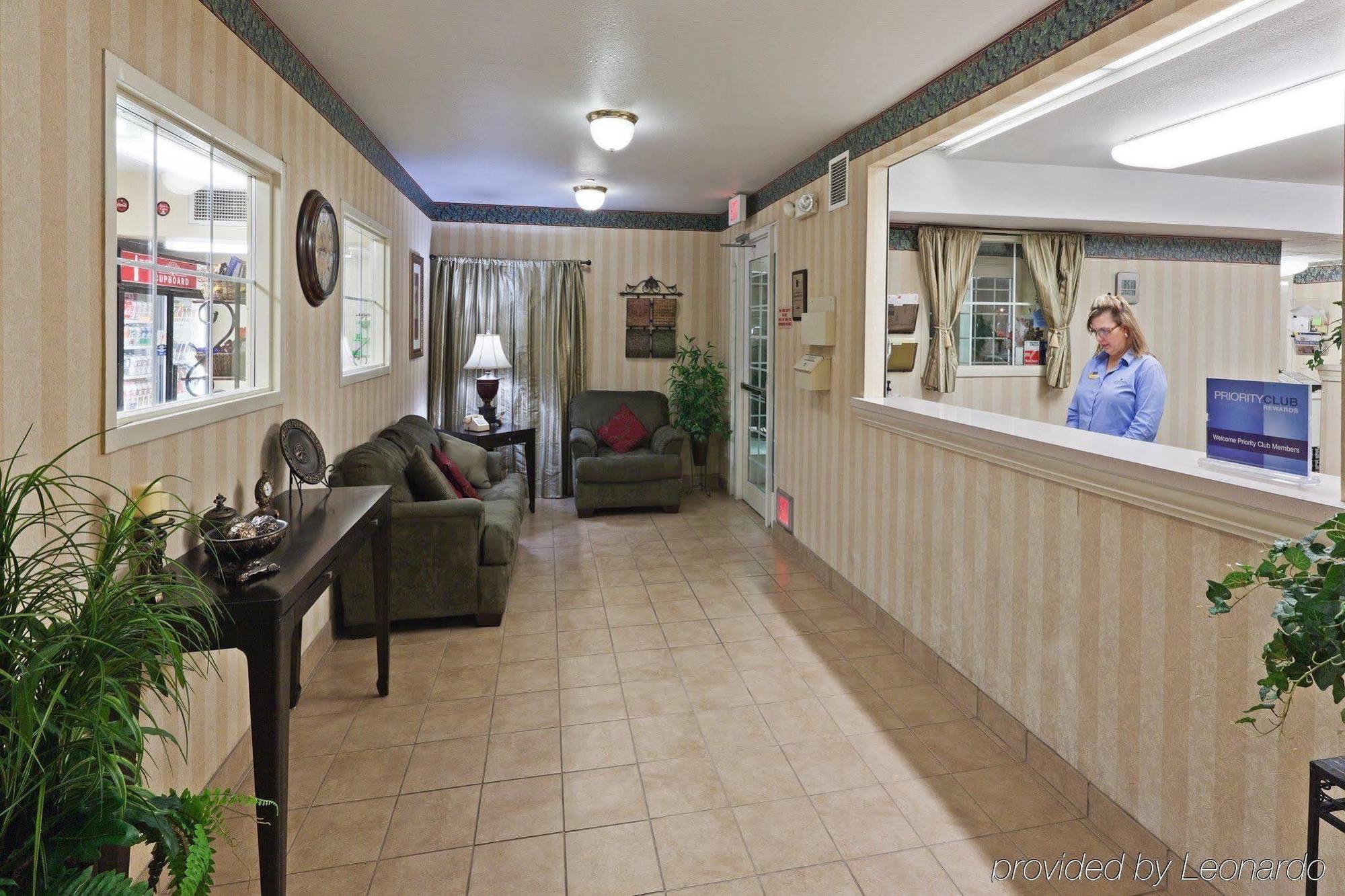Sonesta Simply Suites Oklahoma City Airport Dalaman gambar